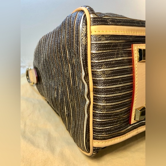 Louis Vuitton Limited Edition Speedy 30 Argent - Rare Find - Picture 9 of 16